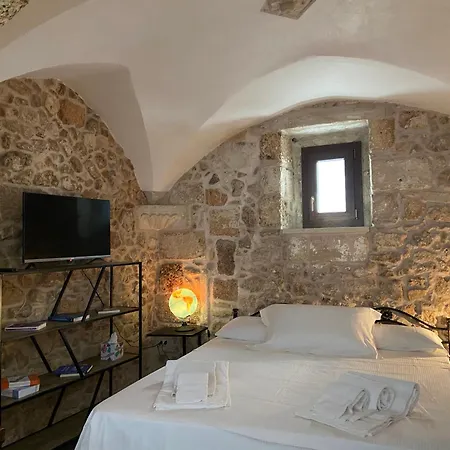 Bed & Breakfast La Casetta Di Nonna Elena